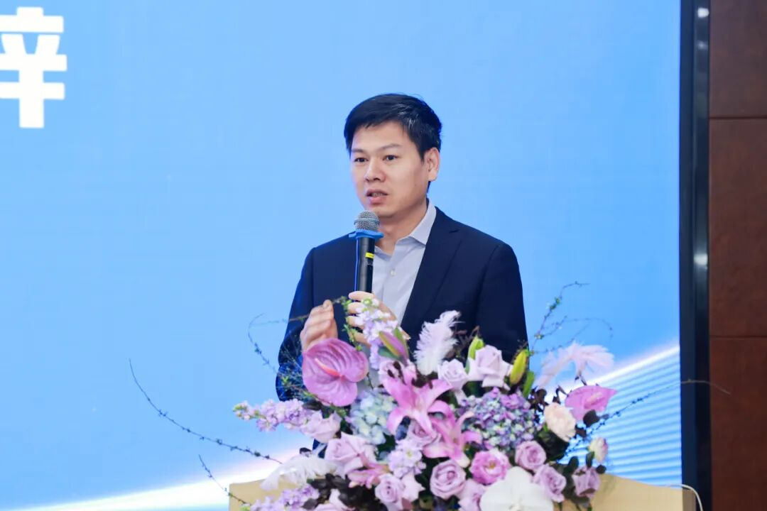 华厦眼科EVO+ ICL (V5) 项目正式启动